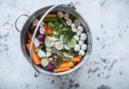 MARKET VEGGIE BROTH