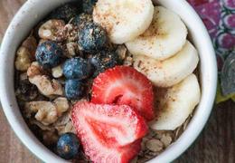 Banana Berry Breakfast Bowl