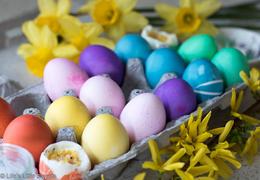 How to Make Dyed Easter Eggs