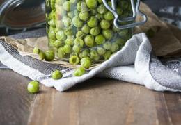 Peas with Scallions and Dill
