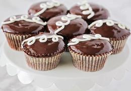 Homemade Hostess Cupcakes Recipe
