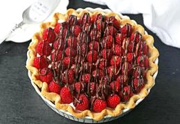 Easy Raspberry Almond Cream Cheese Pie