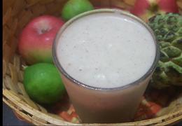 Custard Apple Milkshake With Dates