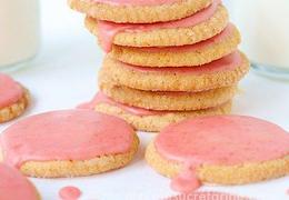 Strawberry Glazed Butter Thins