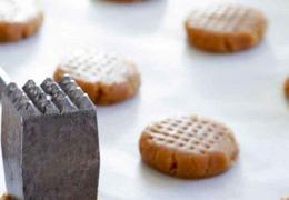 Crisp Peanut Butter Cookies