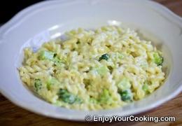 Creamy Fusilli Pasta with Broccoli and Cheese