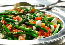 Creamy Asparagus with Tomato