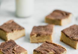 Bourbon Snickerdoodle Blondies