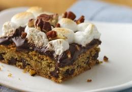 Gluten-Free Ooey Gooey Rocky Road Bars