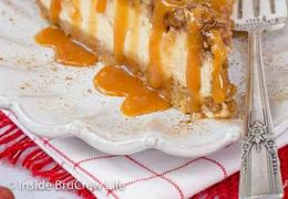 Apple Crisp Cheesecake