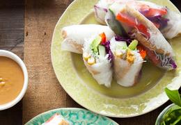 Rice Paper Spring Rolls With Dipping Sauce