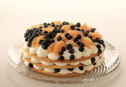 Stacked Blueberry Cream Pie