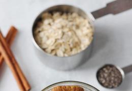 Gingerbread Overnight Oats