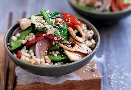 Stir-fried barley with chicken and bok choy